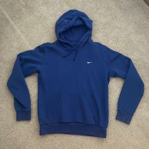 Navy blue Nike sweatshirt